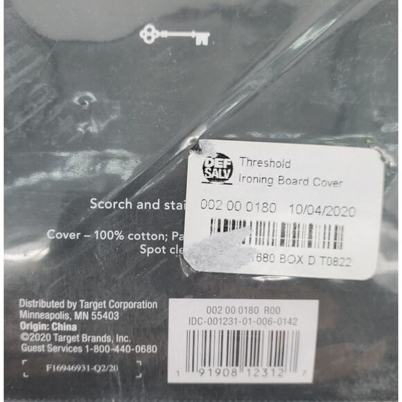 Threshold Ironing Board Cover Black White 48in L x 2in H x 18in W New - Picture 6 of 6